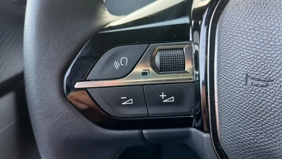 PEUGEOT 2008 2008 1.2 PureTech Allure S&S