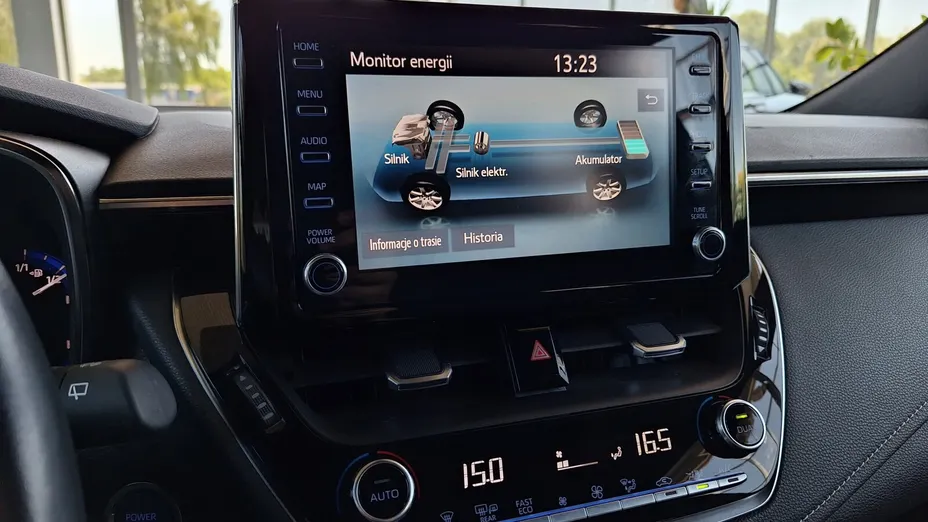 TOYOTA Corolla Corolla 2.0 Hybrid Comfort