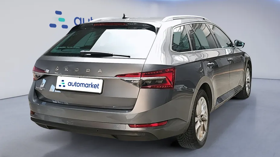 SKODA Superb Superb 2.0 TDI SCR Ambition