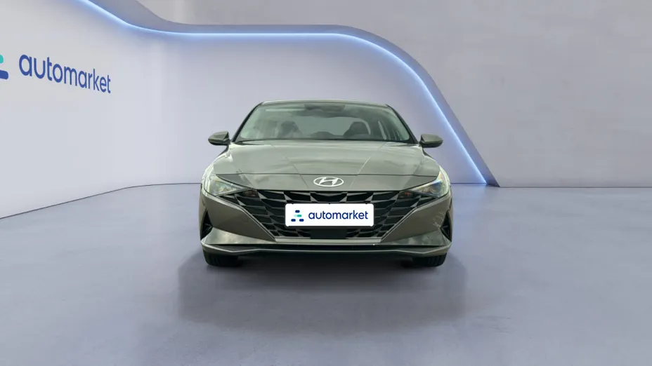 HYUNDAI Elantra Elantra 1.6 Smart CVT