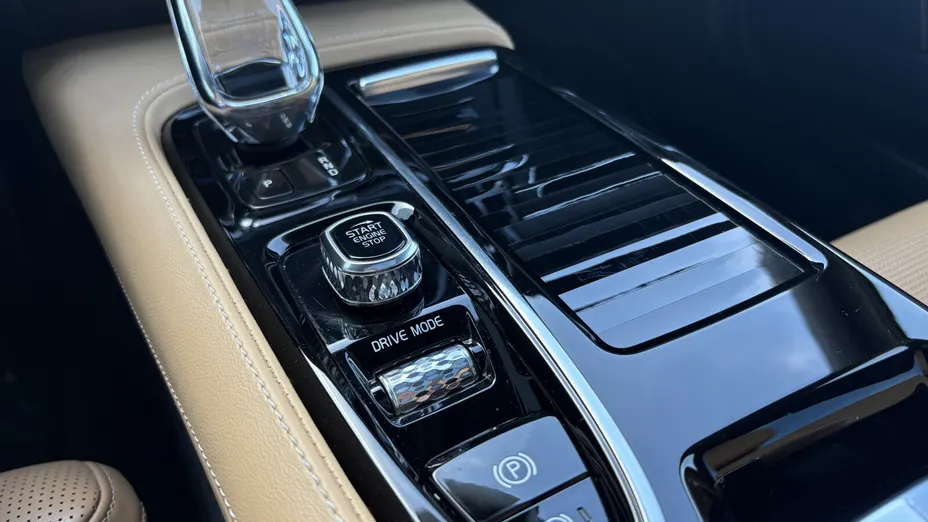 VOLVO S90 S90 T8 AWD Plug-In Hybrid Inscription aut