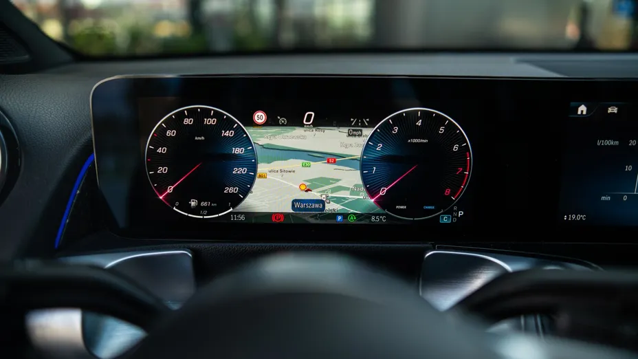 MERCEDES-BENZ GLB GLB 200 mHEV Progressive 7G-DCT