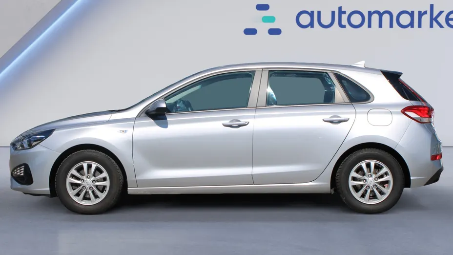 HYUNDAI i30 i30 1.5 DPI Classic +