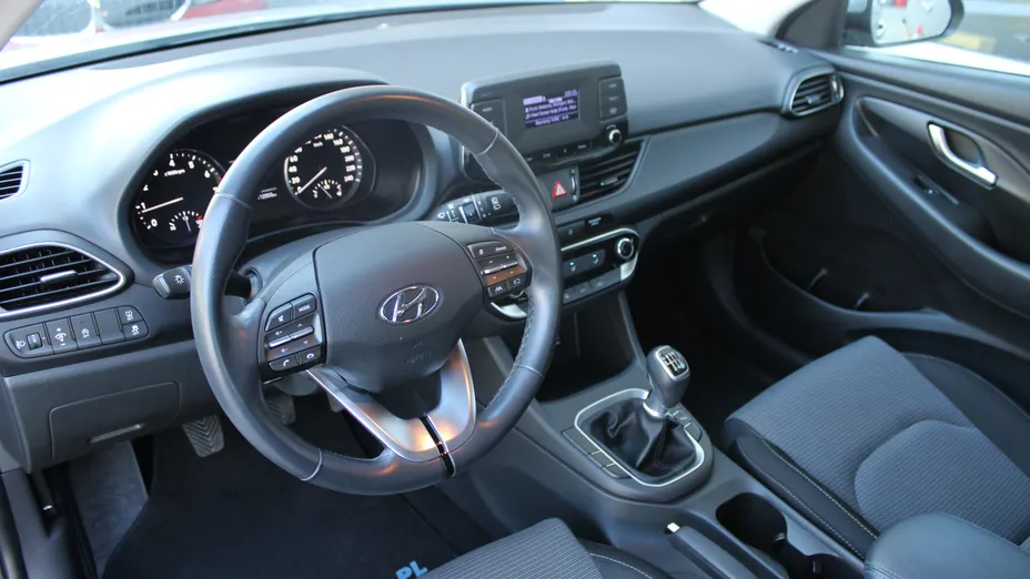 HYUNDAI i30 i30 1.5 DPI Classic +