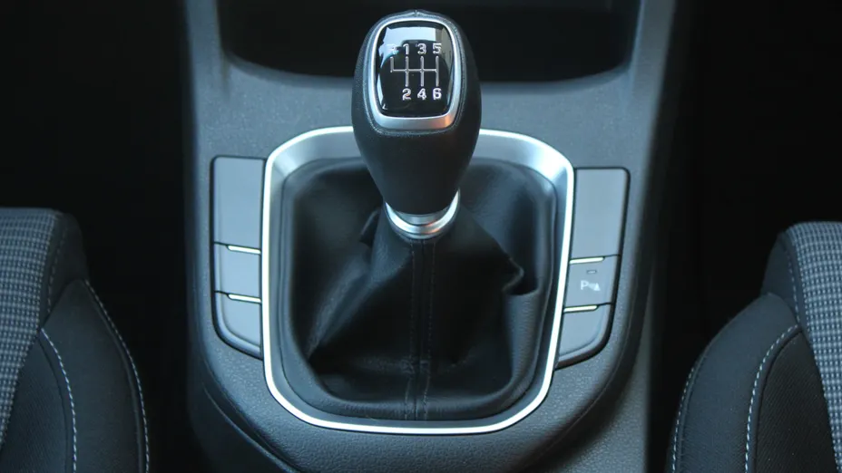 HYUNDAI i30 i30 1.5 DPI Classic +