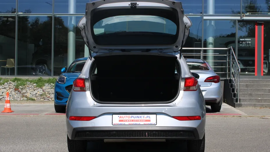 HYUNDAI i30 i30 1.5 DPI Classic +