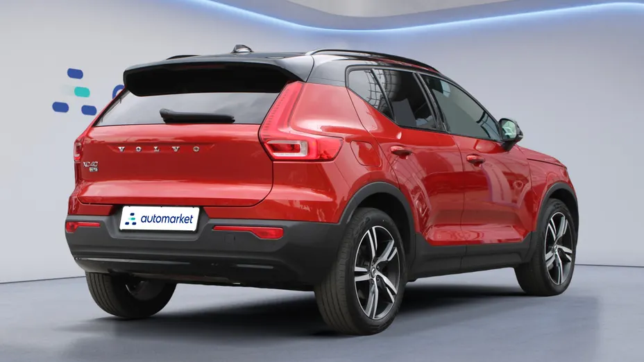 VOLVO XC40 XC40 B4 B AWD R-Design aut