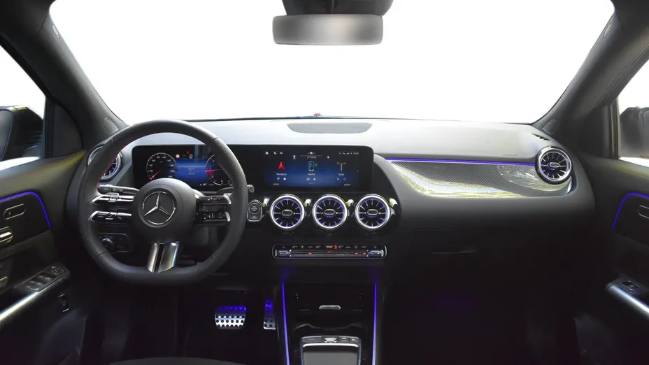 MERCEDES-BENZ GLA GLA 200 d 4-Matic AMG Line 8G-DCT