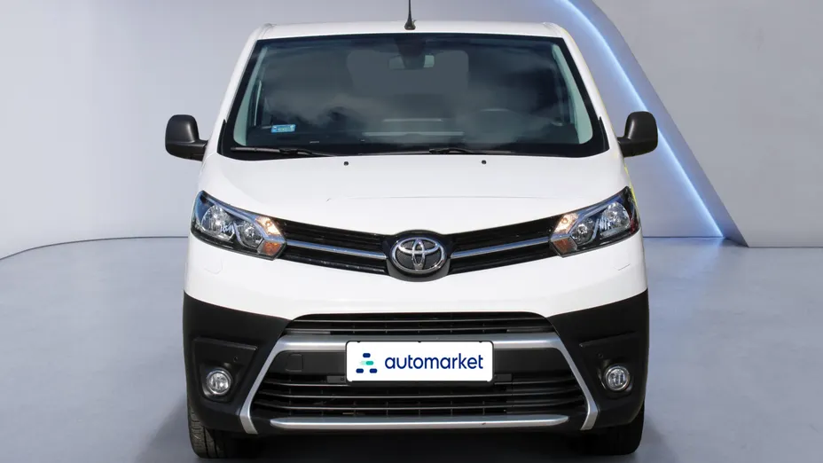 TOYOTA Proace Proace 2.0 D-4D Medium 3,1t Active