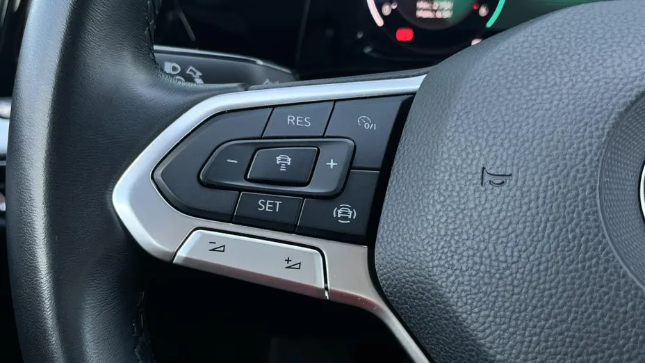 VOLKSWAGEN Golf Golf VIII 2.0 TDI Life