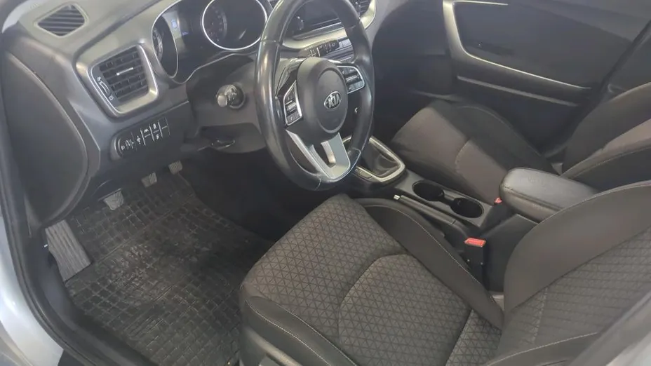 KIA Cee'd Ceed 1.6 CRDi mHEV M