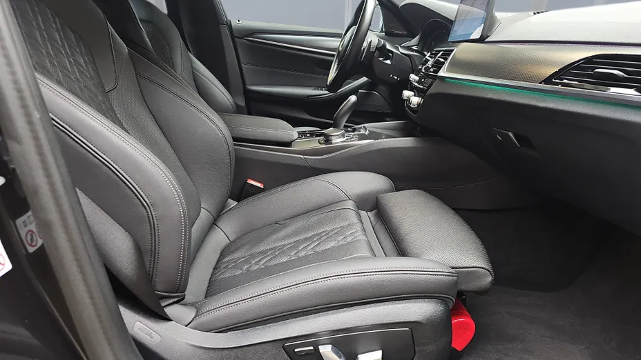 BMW Seria 5 520d xDrive mHEV M Sport sport-aut
