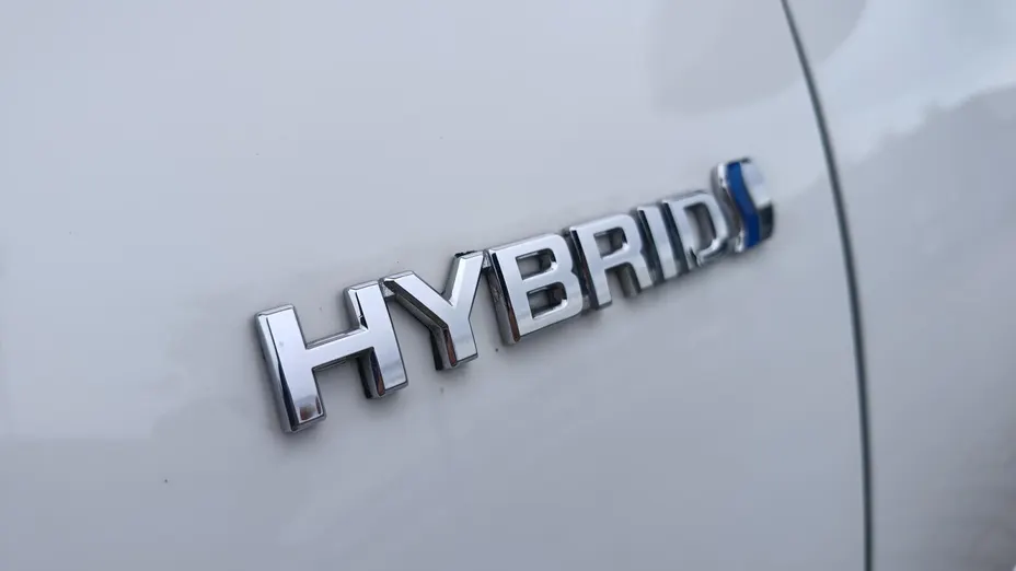 TOYOTA Yaris Yaris Hybrid 100 Premium