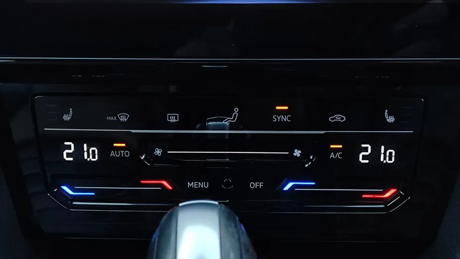 VOLKSWAGEN Arteon Arteon 2.0 TDI R-Line DSG