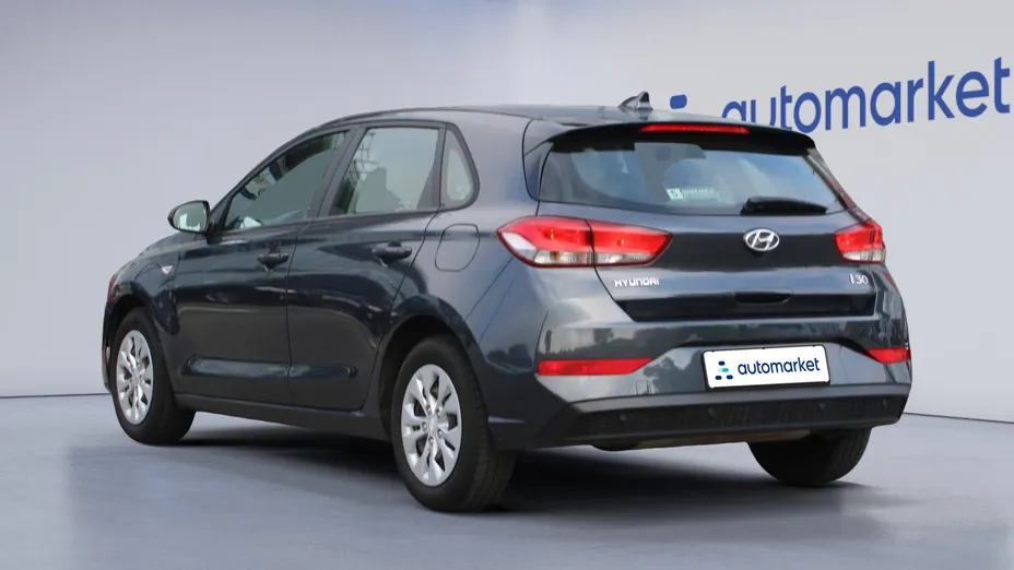 HYUNDAI i30 i30 1.5 DPI Classic +