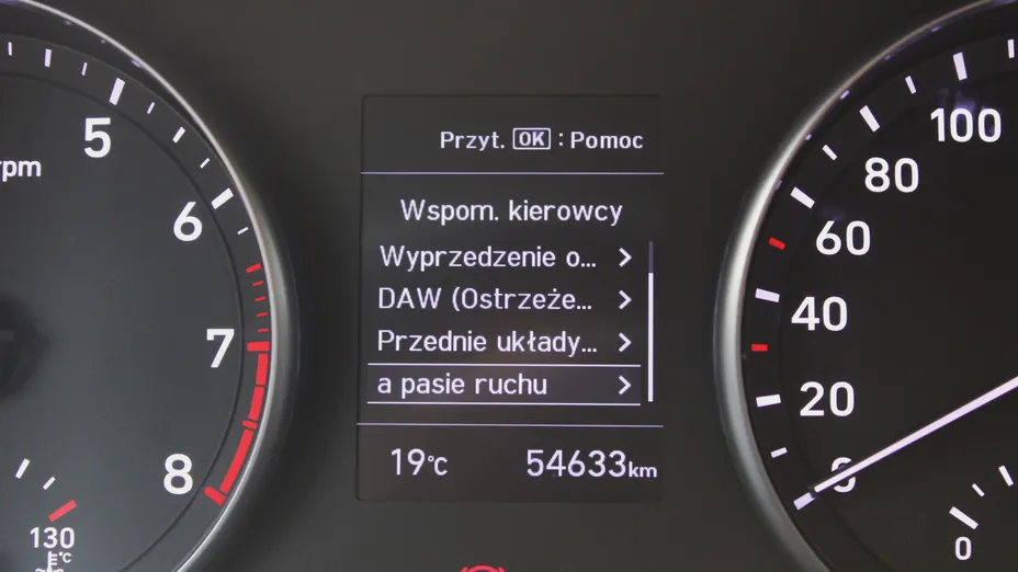 HYUNDAI i30 i30 1.5 DPI Classic +