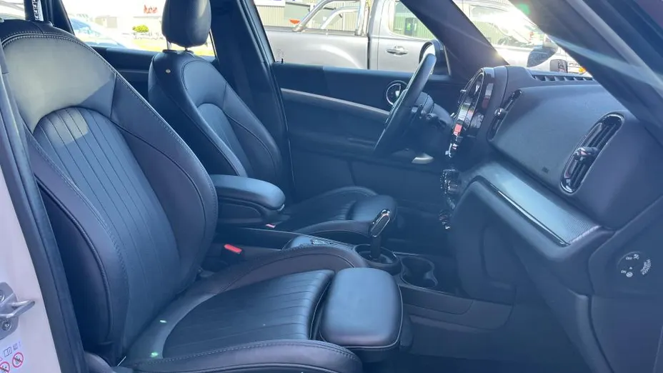 MINI [BMW] Countryman John Cooper Works ALL4 sport-aut