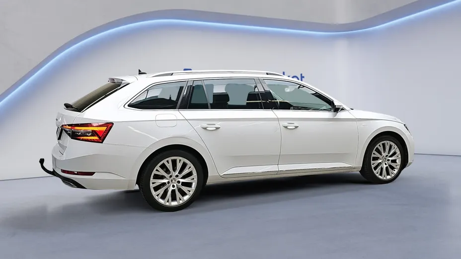 SKODA Superb Superb 2.0 TDI SCR L&K DSG