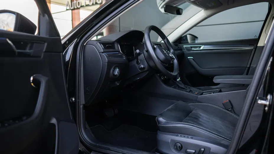 SKODA Superb Superb 2.0 TSI Style DSG