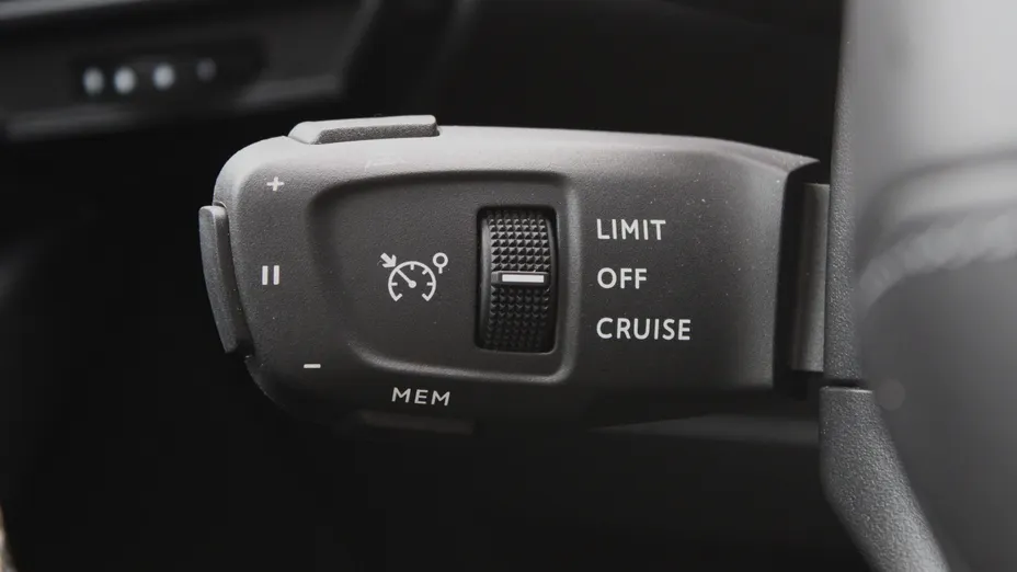 DS DS7 DS 7 1.6 PureTech Rivoli aut