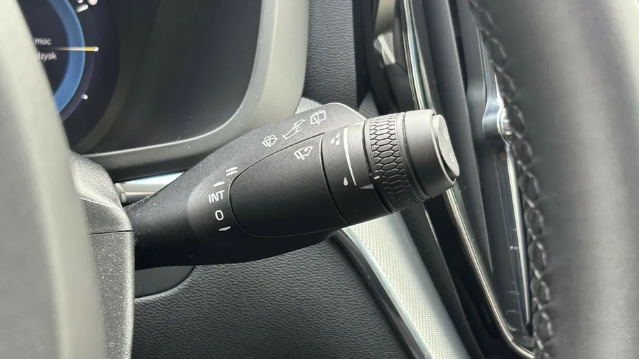 VOLVO XC60 XC60 T6 Plug-In Hybrid AWD Plus Dark aut