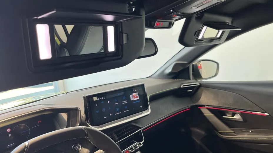 PEUGEOT 208 e-208 54kWh GT Nowy