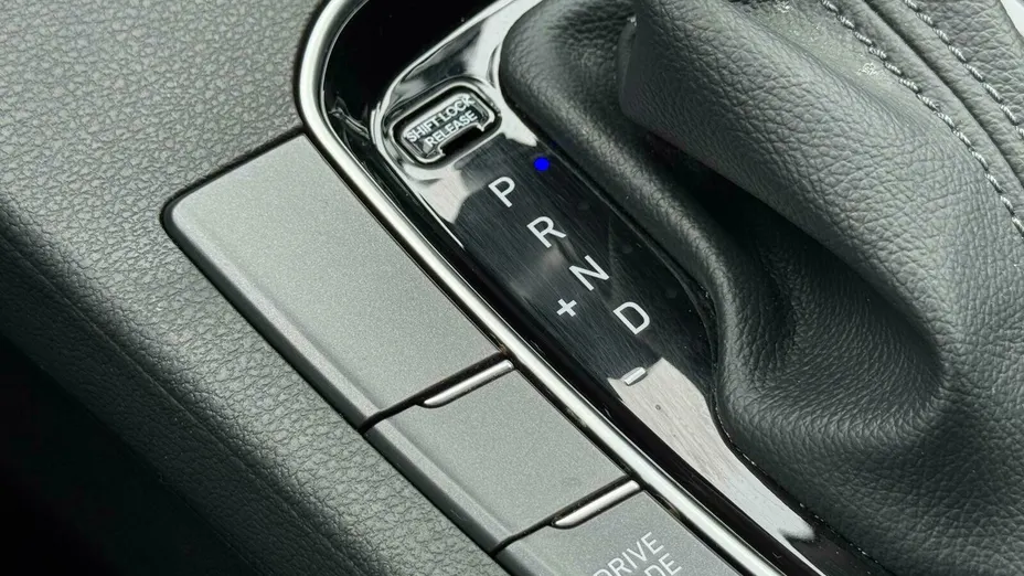 HYUNDAI i30 i30 1.0 T-GDI Modern DCT