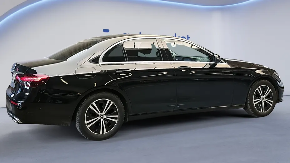 MERCEDES-BENZ E Klasa E 220 d