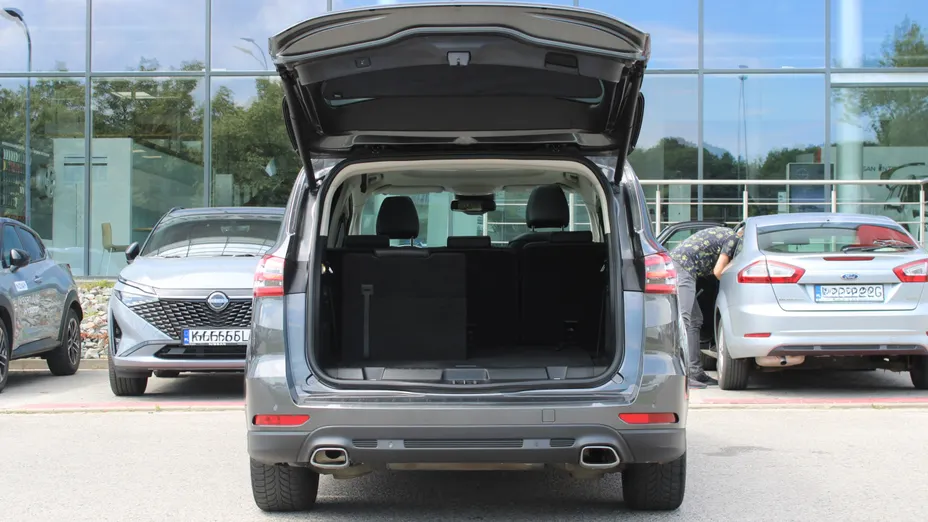 FORD S-MAX S-MAX 2.0 EcoBlue Titanium aut