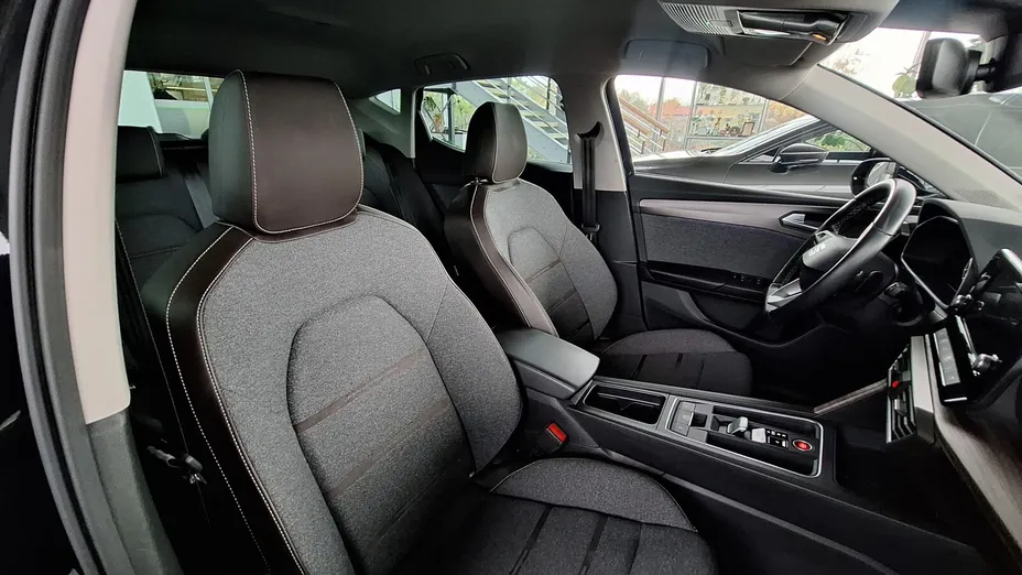 SEAT Leon Leon 1.5 eTSI Xcellence DSG