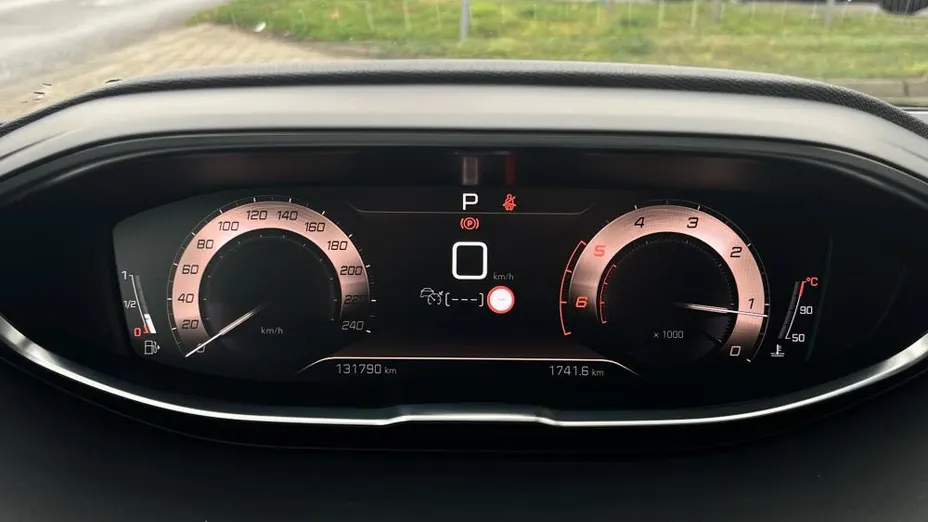 PEUGEOT 5008 5008 2.0 BlueHDi GT S&S EAT8