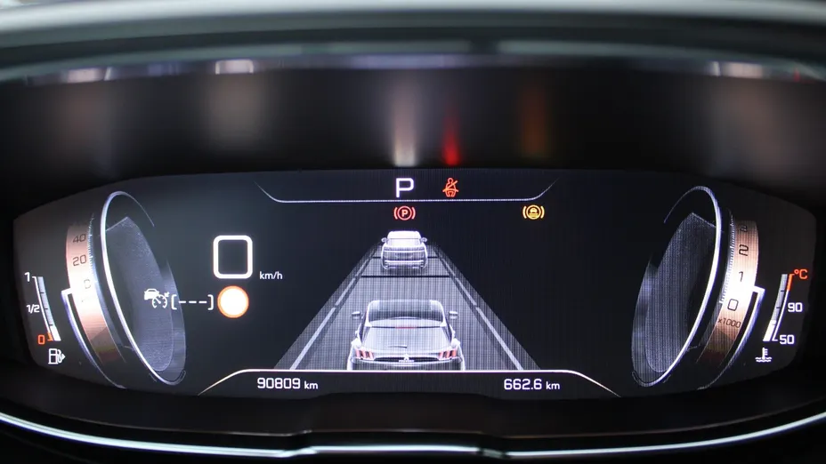 PEUGEOT 5008 5008 1.6 PureTech GT Line S&S EAT8