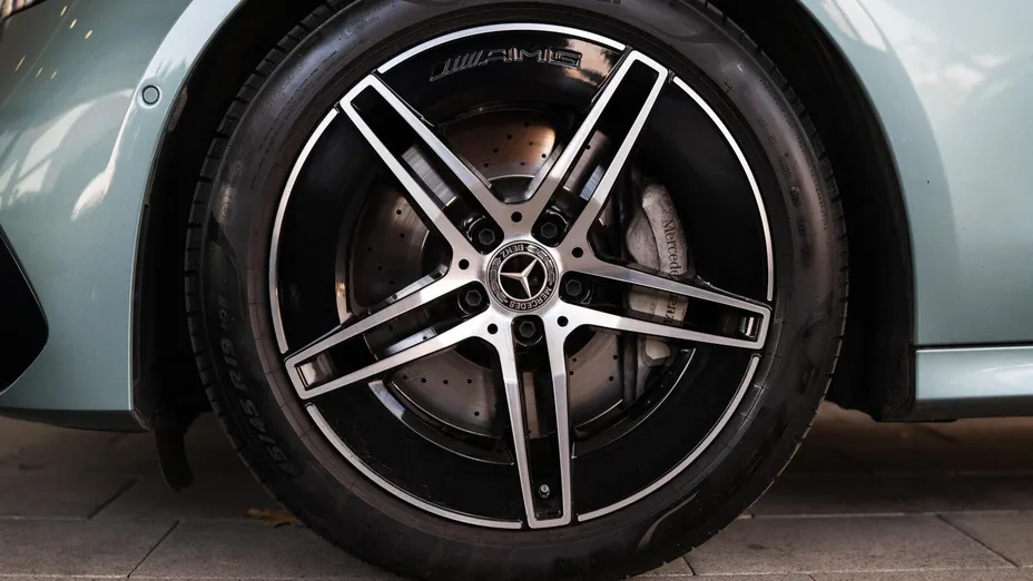 MERCEDES-BENZ E Klasa E 220 d mHEV 4-Matic AMG 9G-Tronic