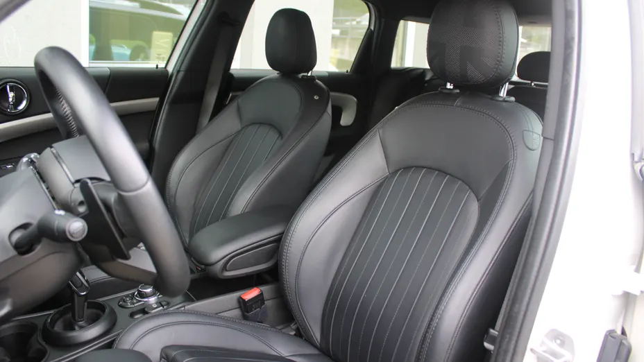 MINI [BMW] Countryman John Cooper Works ALL4 sport-aut