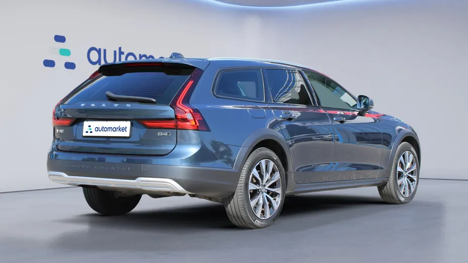 VOLVO V90 V90 CC B4 D AWD Pro aut