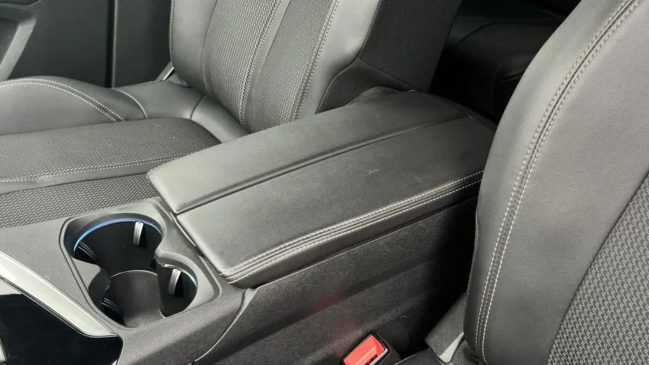 PEUGEOT 5008 5008 2.0 BlueHDi GT S&S EAT8