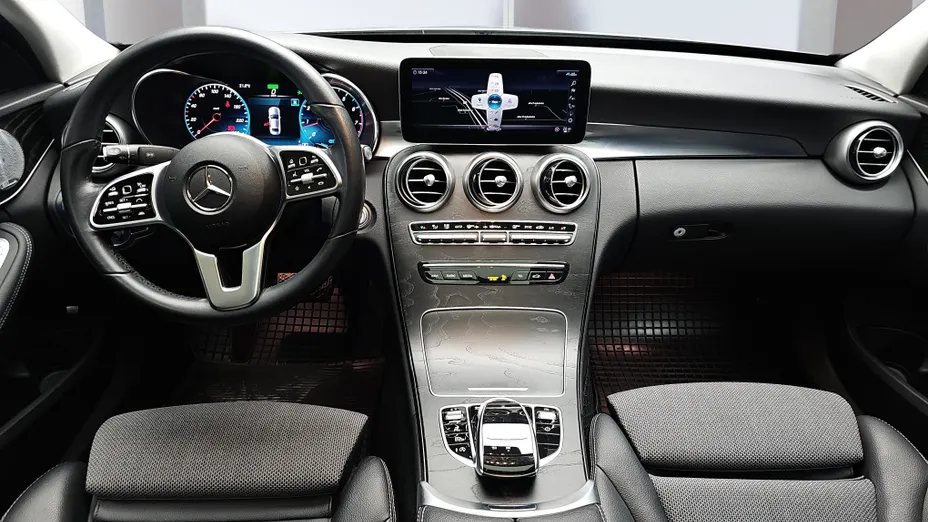 MERCEDES-BENZ C Klasa C 200 4MATIC 9G-TRONIC
