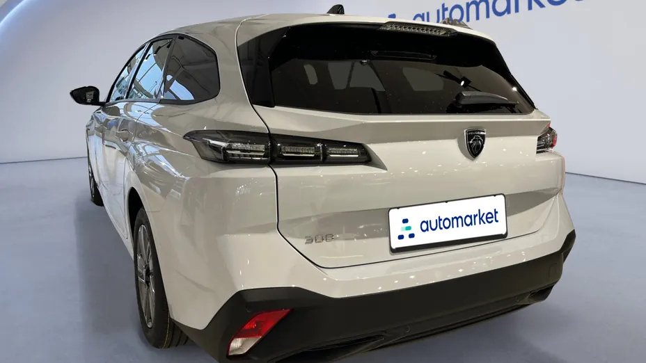 PEUGEOT 308 308 1.2 mHEV Style S&S e-DCS6 Nowy
