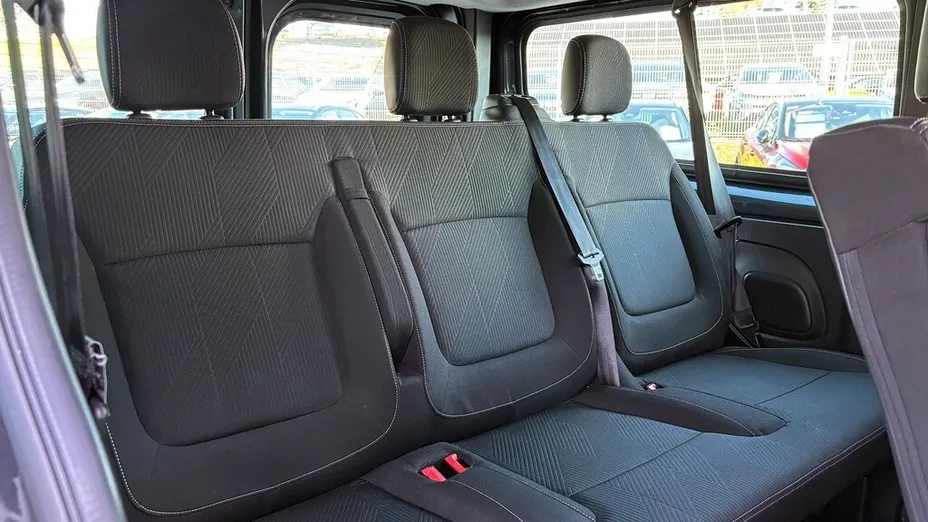 RENAULT Trafic Trafic Kombi 2.0 Blue dCi L2 Equilibre EDC