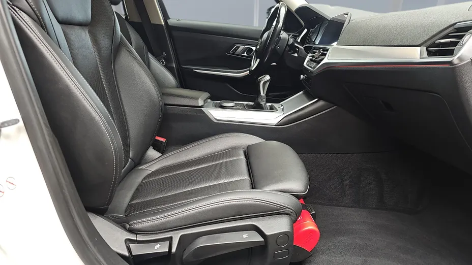 BMW Seria 3 318d Sport Line