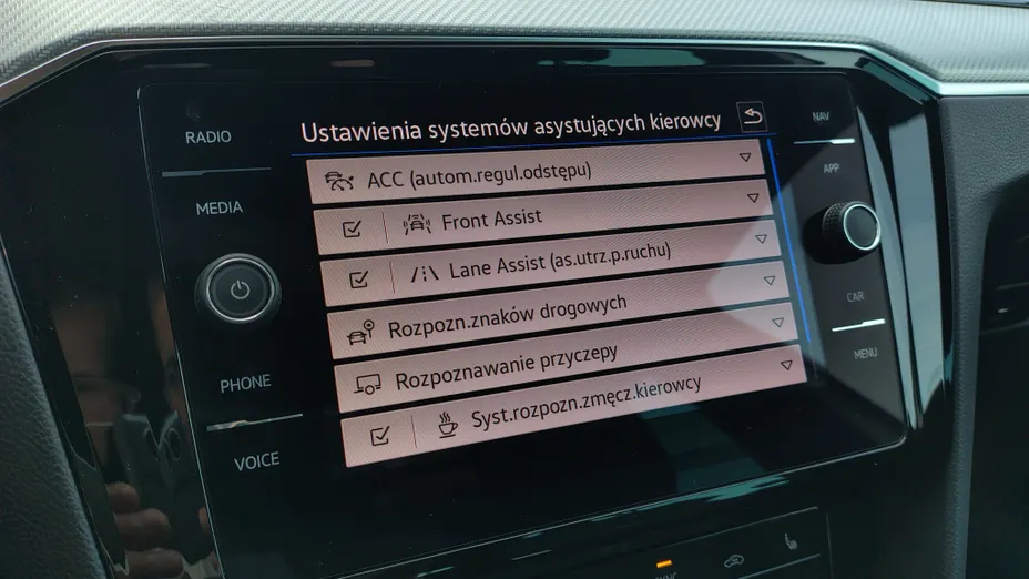 VOLKSWAGEN Passat Passat 2.0 TDI SCR 4Mot. R-Line DSG