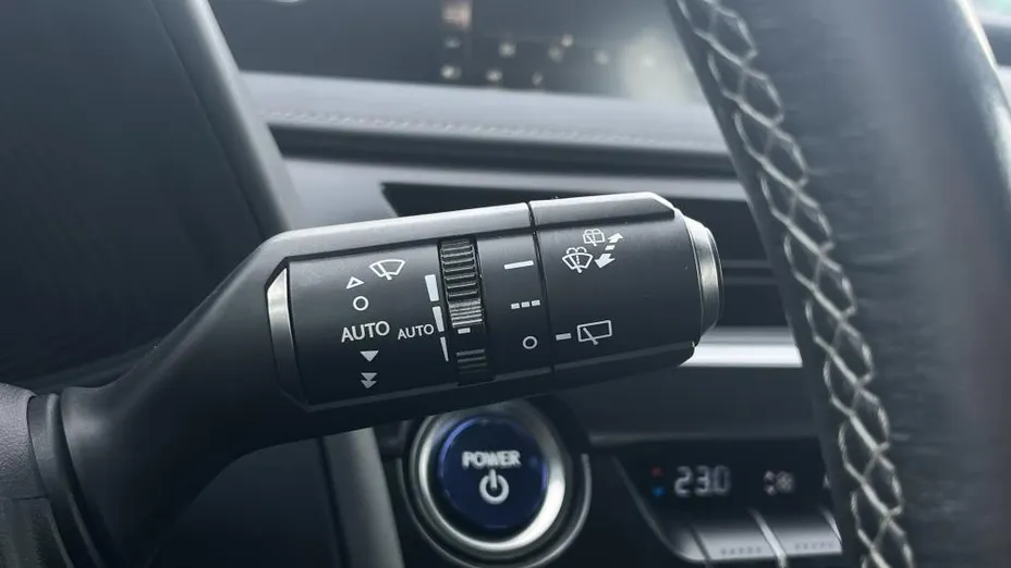LEXUS UX UX 250h GPF Business Edition 2WD
