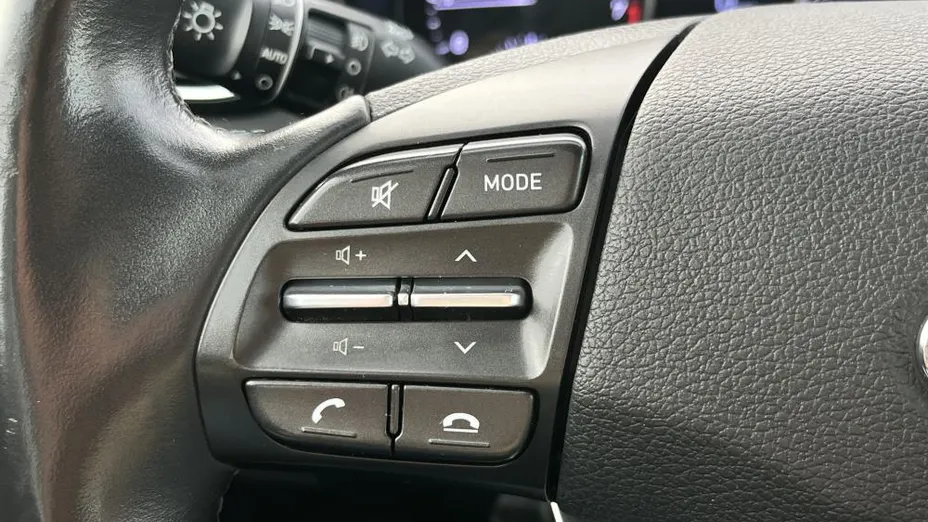 HYUNDAI i30 i30 1.5 DPI Classic +