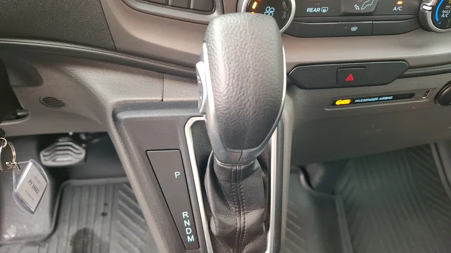 FORD Transit Custom Transit Custom Kombi 320 L2H1 Trend Aut.