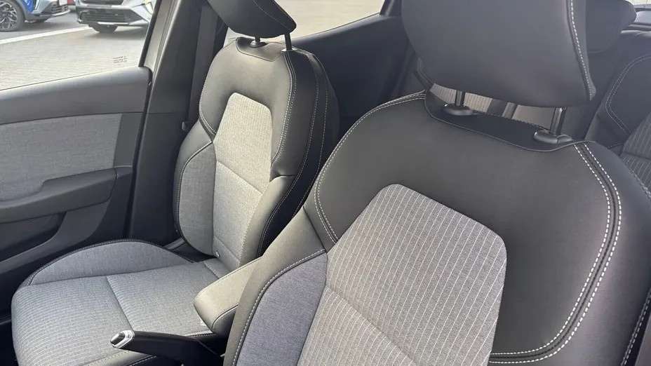 RENAULT Clio Clio 1.0 TCe Techno LPG Nowy