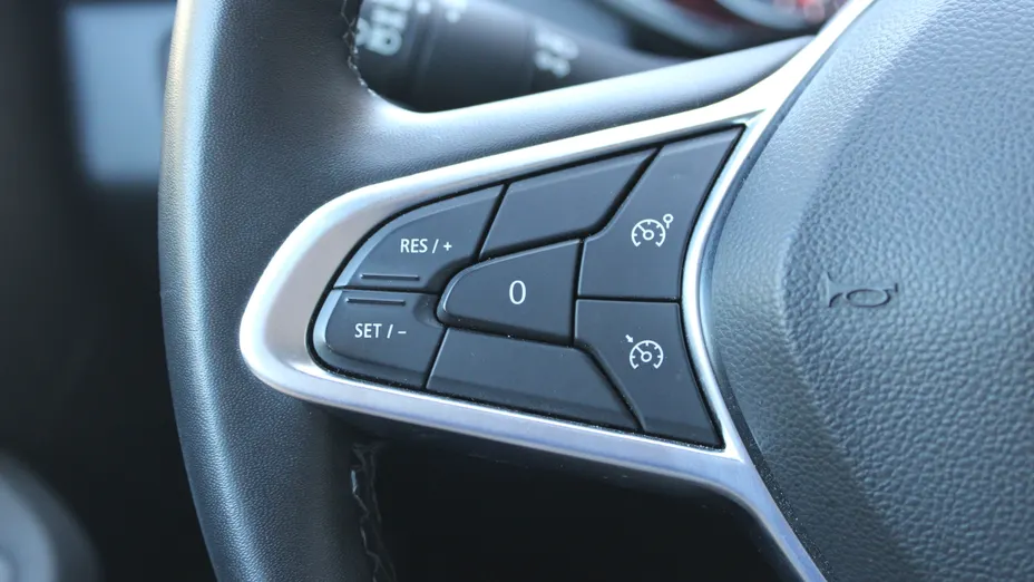 RENAULT Clio Clio 1.0 TCe Equilibre