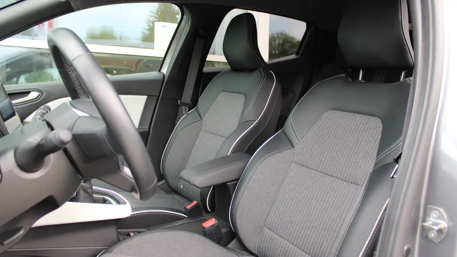 RENAULT Clio Clio 1.0 TCe Techno LPG