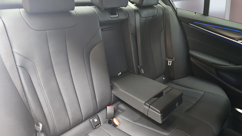 BMW Seria 5 520d xDrive mHEV M Sport sport-aut