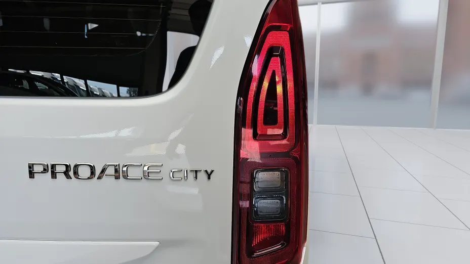 TOYOTA Proace City Verso Proace City Verso 1.5 D-4D Business
