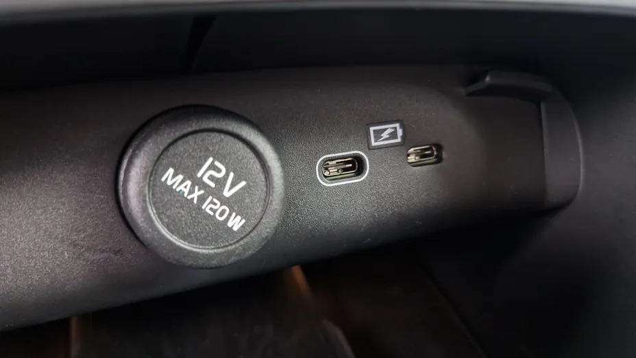 VOLVO XC40 XC40 B3 Plus Dark aut